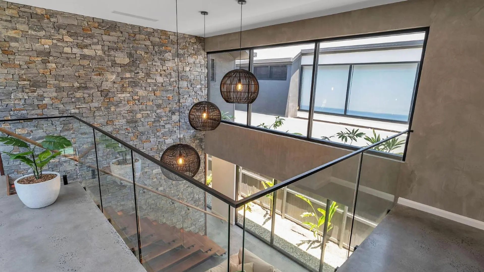 Belle Escapes Luna - Brand New Luxury House Palm Cove Feriehus