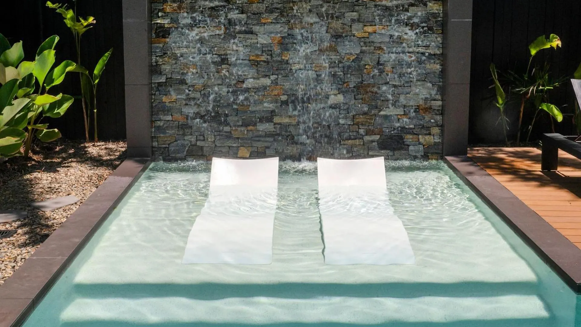 Belle Escapes Luna - Brand New Luxury House Palm Cove